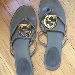 Gucci leather flat Sandals